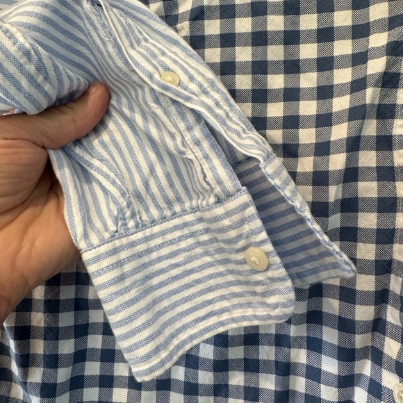 Vineyard Vines Party Tucker Slim Fit Blue and White Mixed Pattern Shirt/ medium - Picture 4 of 13